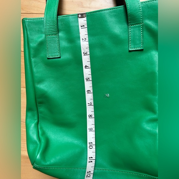 Green leather bag. - Picture 6 of 8